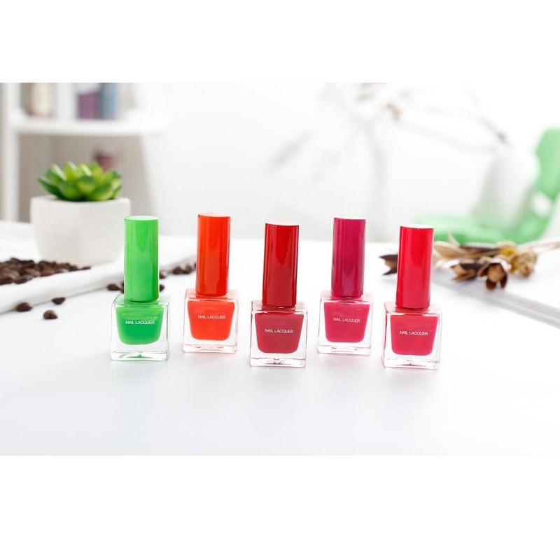Small Square Bottle Nail···